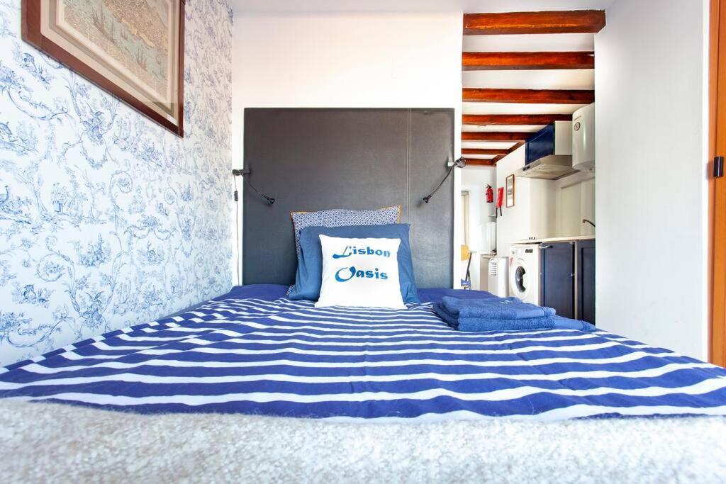 Mouraria 2 - View From French Balcony & Smart Check-in Appartement